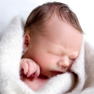 Newborn photographer in St Albans